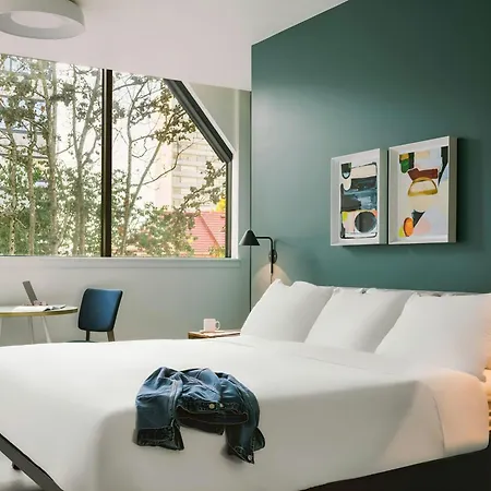 Sonder By Marriott Bonvoy Revival Apartments English Bay Vancouver Exterior photo